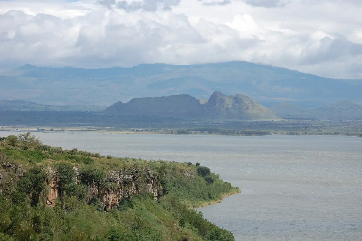 Lake Elementaita shore with the Sleeping Warrior hills behind